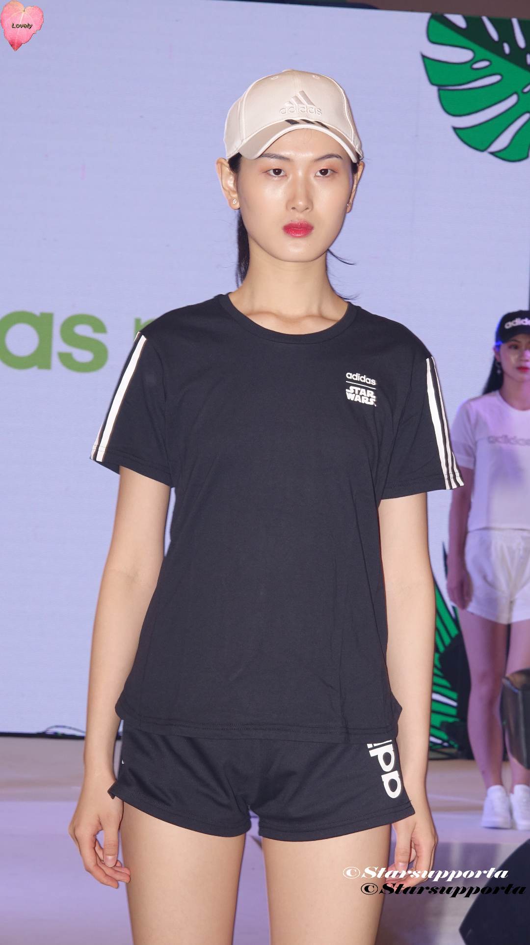 20190427 We Mall 未來花園 春夏新裝展 - Adidas @ 深圳西薈城購物廣場 (video)